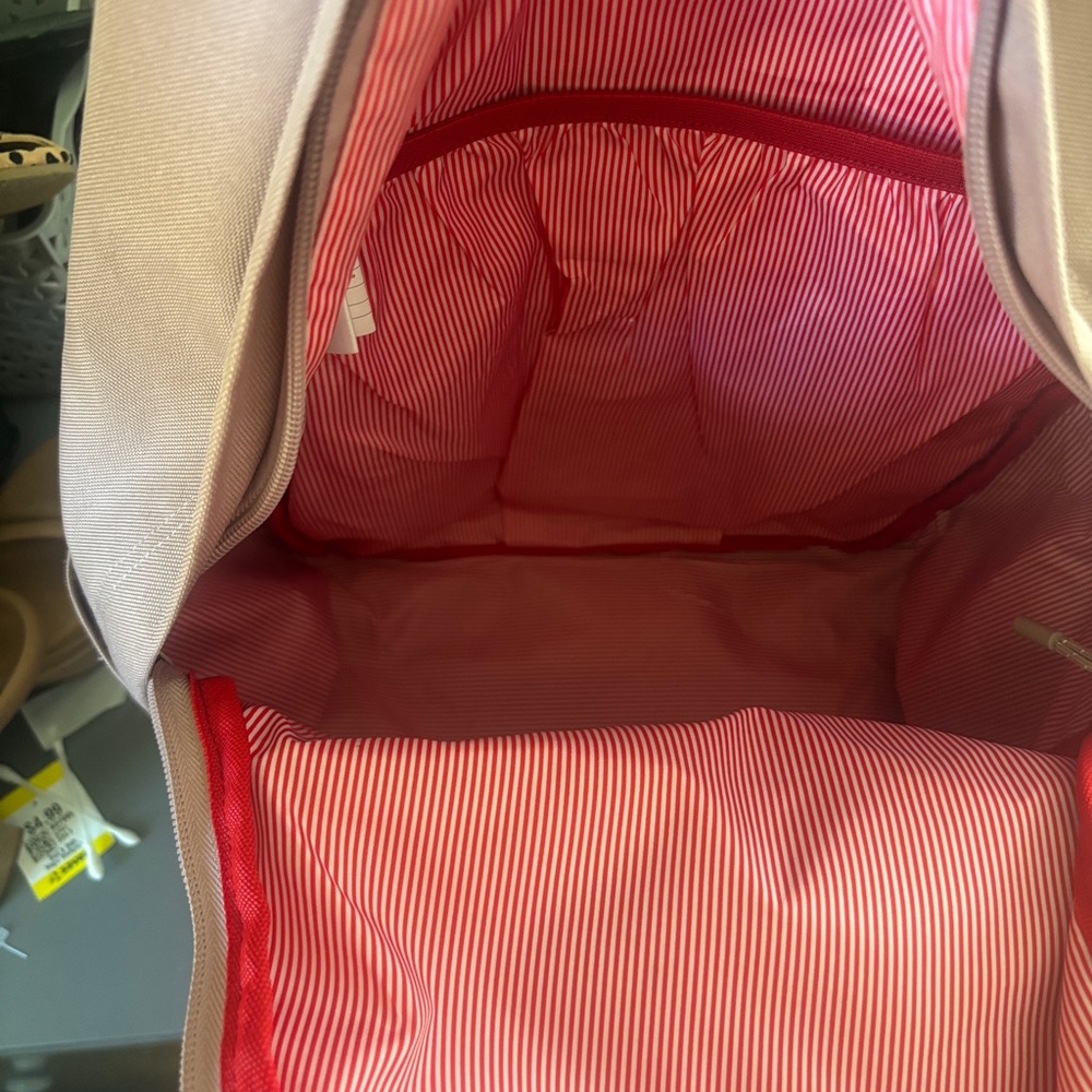 Herschel Supply Company backpack in mauve pink - Picture 8 of 10